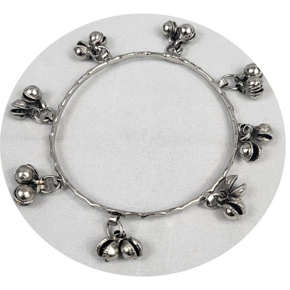 Jewelry - Sterling Silver Vintage Bangle Bracelet